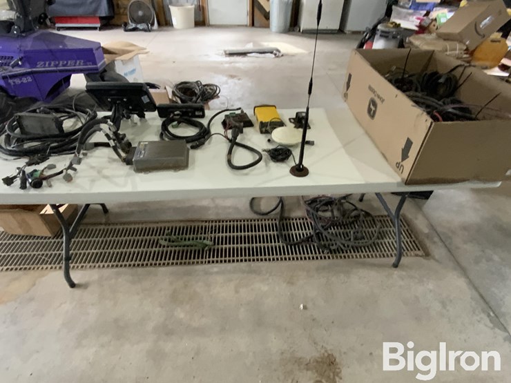 john-deere-8000-image-6