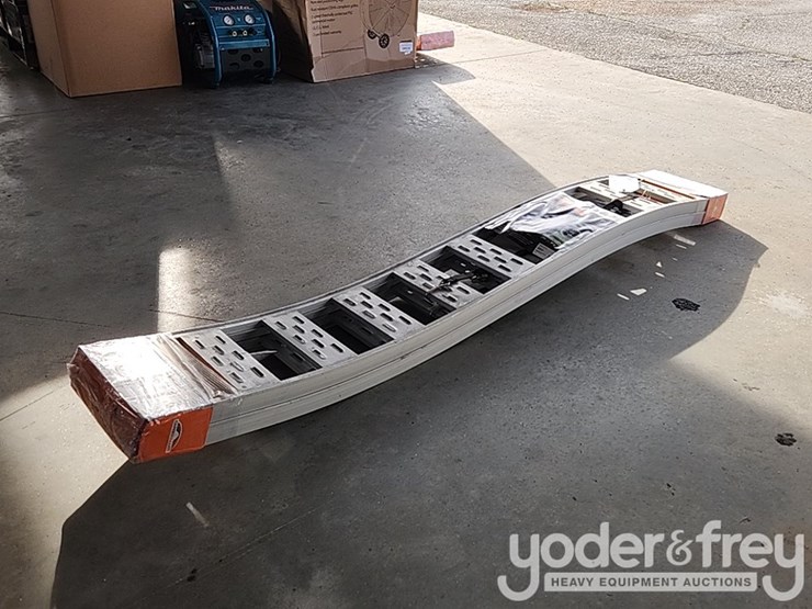 unused-12"-x-90"-cargo-ramp-set-image-4