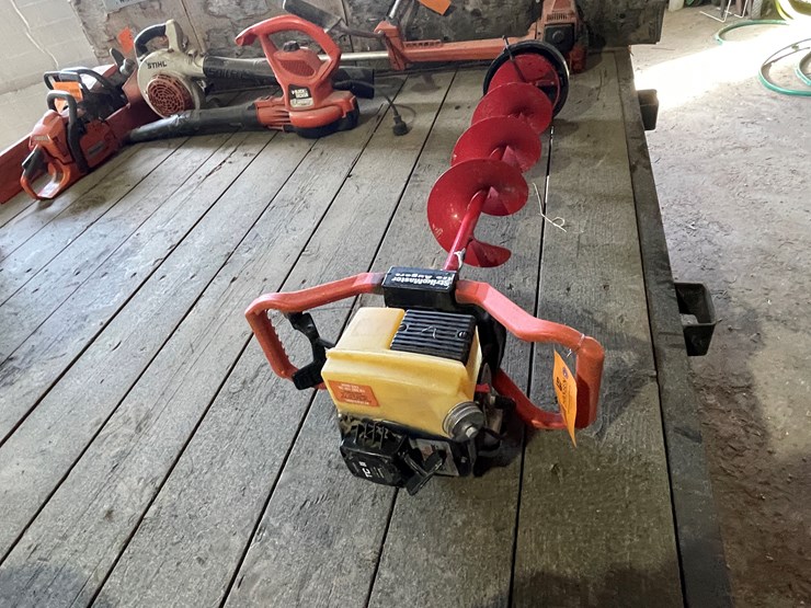 #7204-•-strike-master-ice-auger-image-2