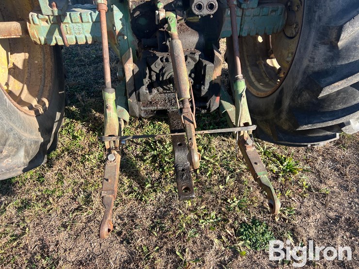 1966-john-deere-3020-image-10