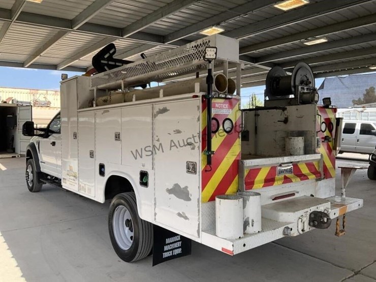 2017-ford-f550-image-5