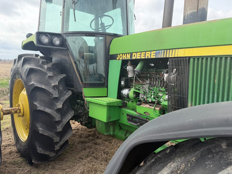 1990-john-deere-4955-image-32