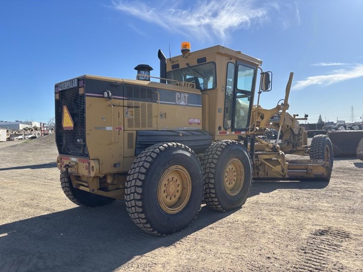 caterpillar-143h-image-3