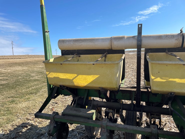 john-deere-7000-image-9