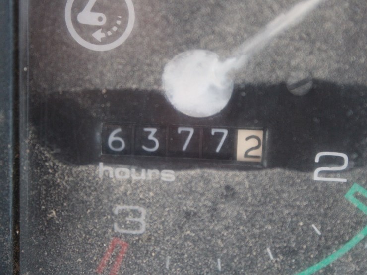 #1012-•-case-2390-tractor-image-28