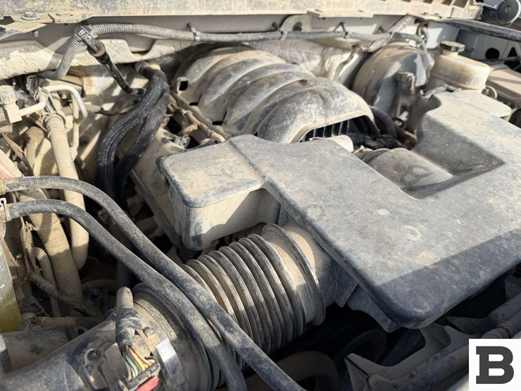 2018-chevrolet-silverado-1500-image-33