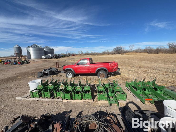 john-deere-12-image-8