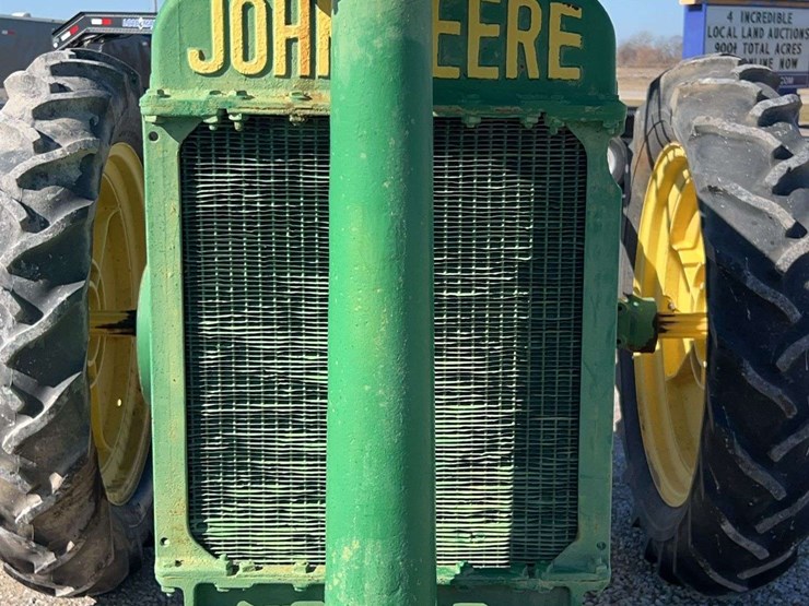 john-deere-a-image-9