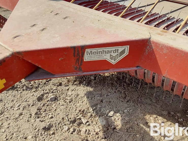 new-holland-144-image-11