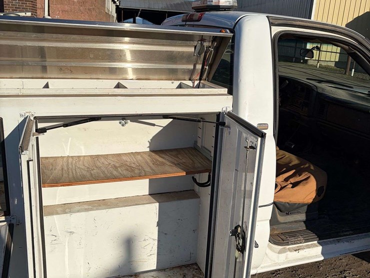 2002-chevrolet-silverado-2500-image-55