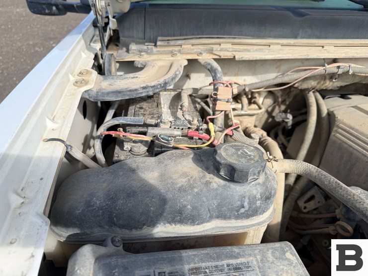 2010-chevrolet-silverado-3500-image-41