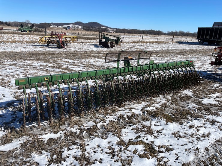 john-deere-400-image-4