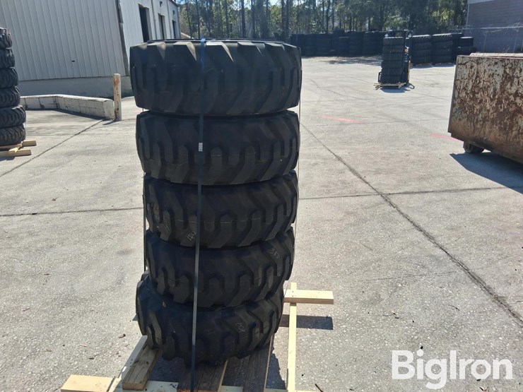 extremelift-10-16.5-tires-&-rims-image-3