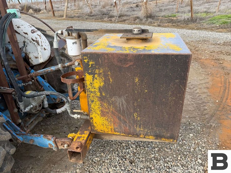 1977-ford-5600-image-21