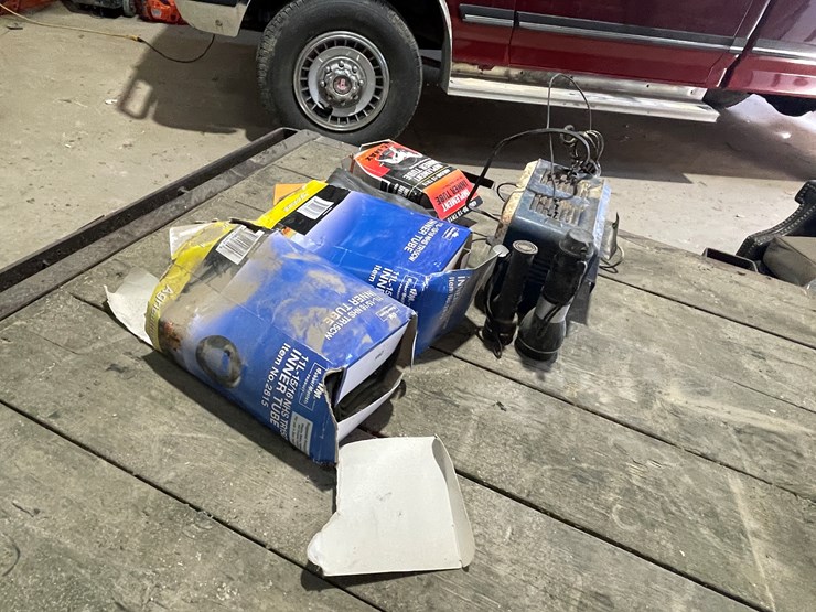 #7231-•-miscellaneous-shop-items-image-7