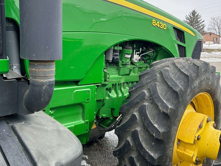 2008-john-deere-8430-image-24