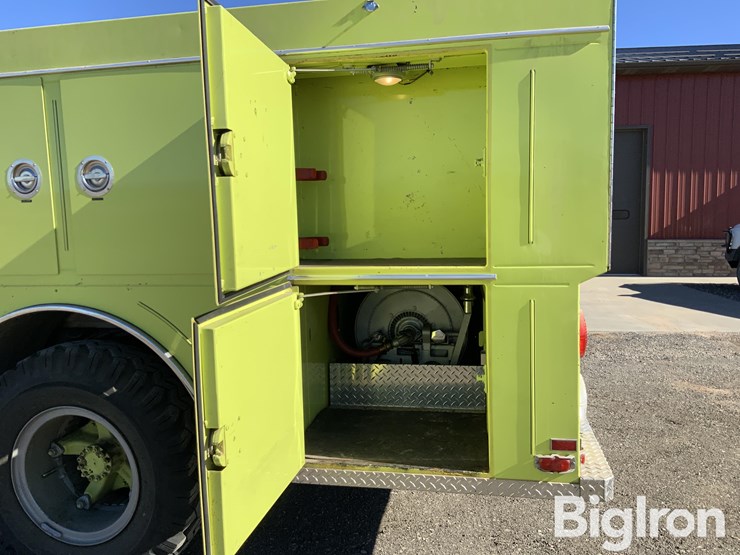 1979-ford-900-image-20