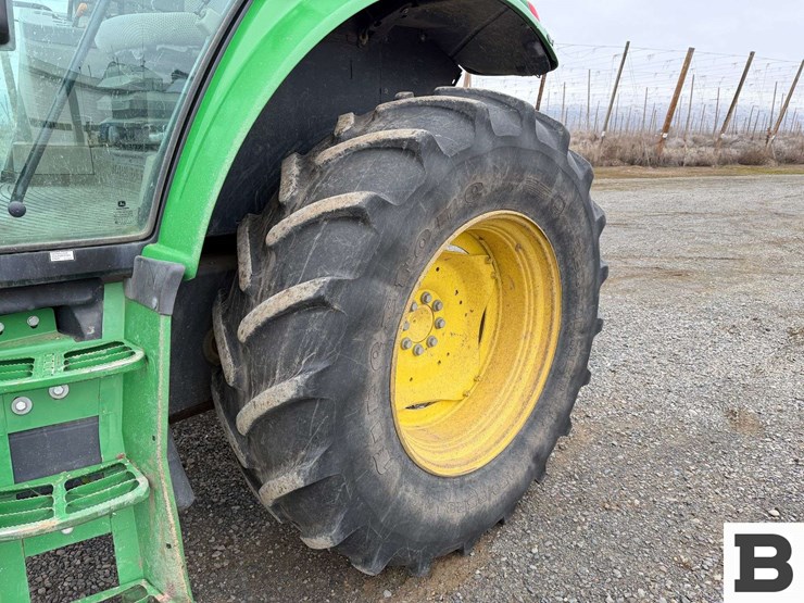 2017-john-deere-6130m-image-21