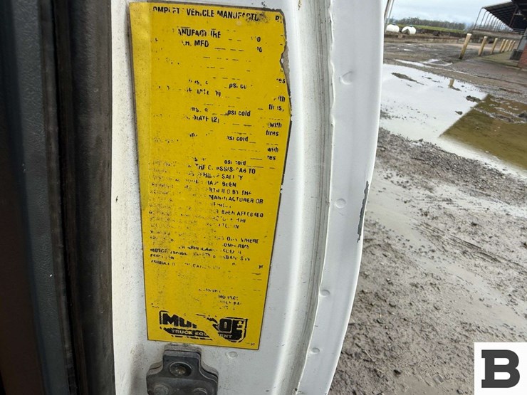 2002-chevrolet-silverado-2500-image-48