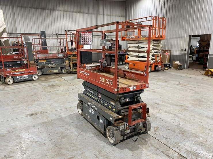 2016-skyjack-sjiii3219-image-4