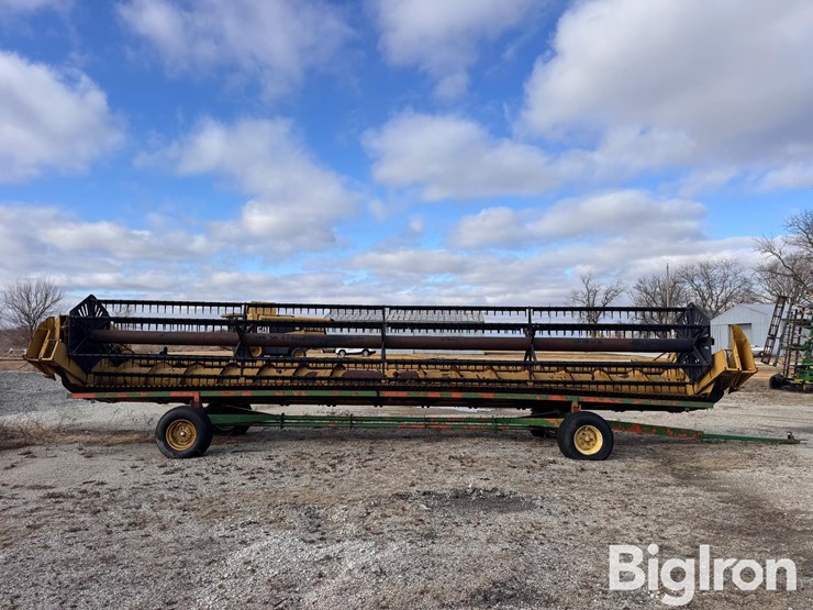 caterpillar-f30-image-4