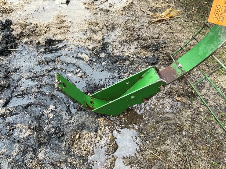 #3595-•-cob-saver-for-john-deere-corn-head-image-11