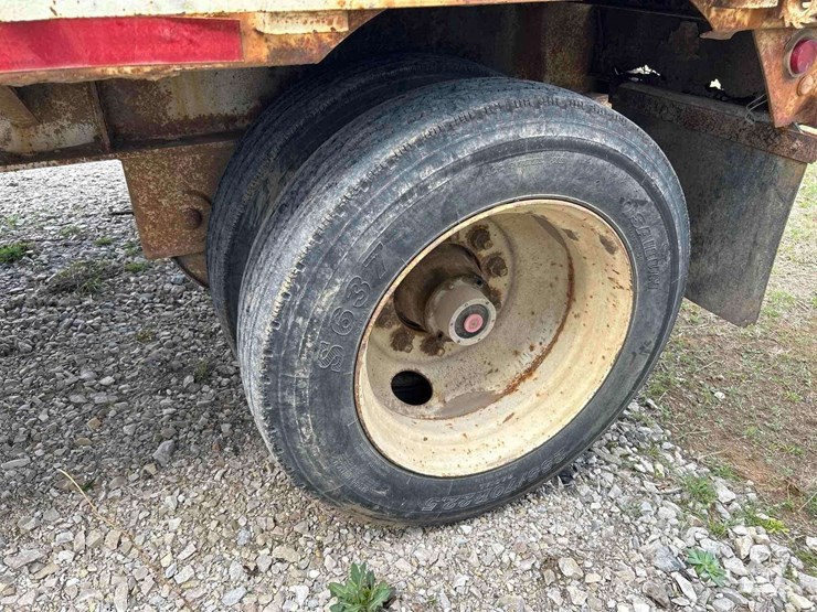 1993-transcraft-dtl140w2-38ft-60-ton-spread-axle-step-deck-t/a-trailer-image-19