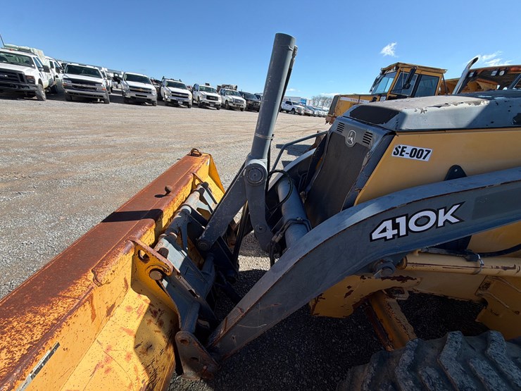 deere-410k-image-3