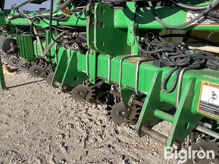 john-deere-1720-image-20