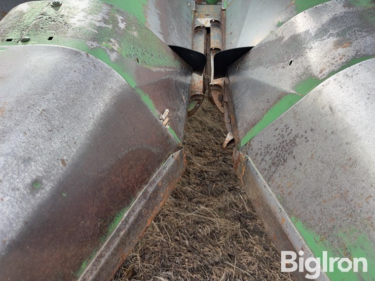 john-deere-843-image-12