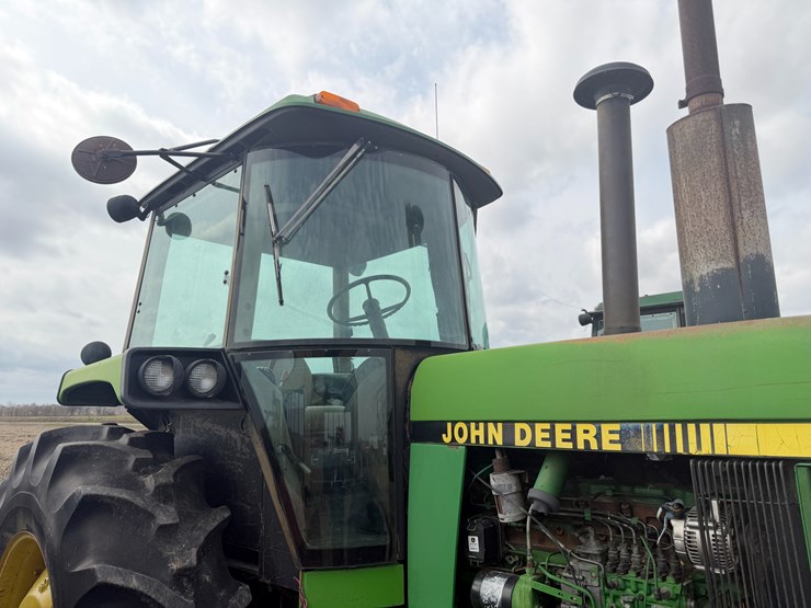 1990-john-deere-4955-image-33
