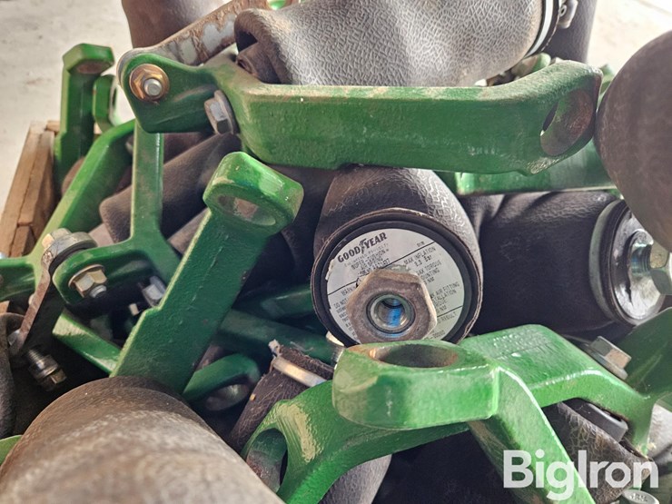 john-deere-planter-air-bags-image-7