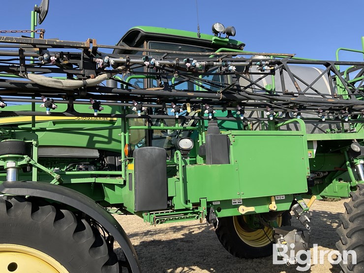 2010-john-deere-4830-image-16