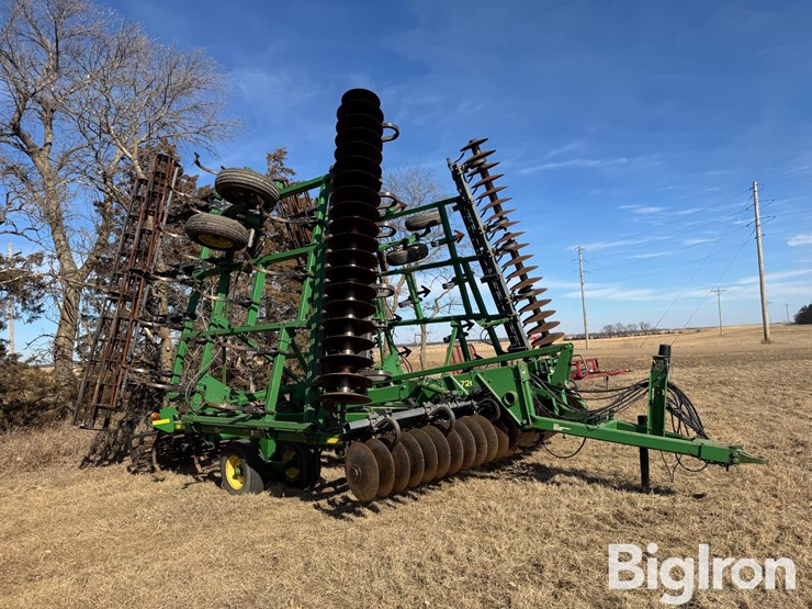 john-deere-726-image-3