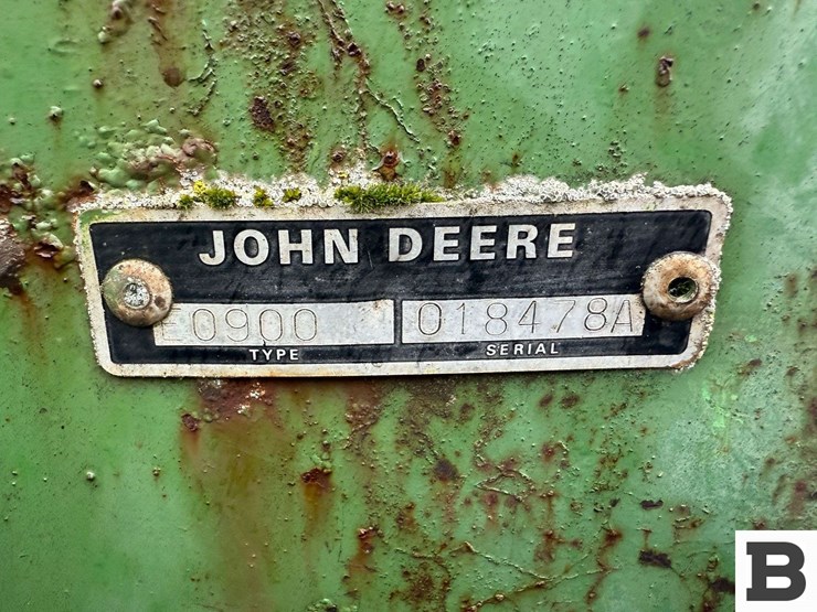 john-deere-7-image-8