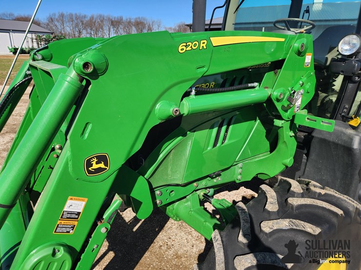 2016-john-deere-6130r-image-12