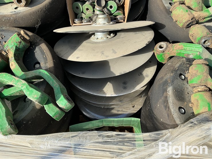 john-deere-1775-image-15