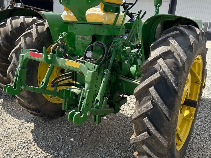 john-deere-530-image-10