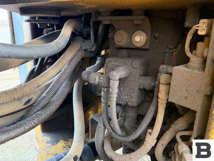 2001-komatsu-wa380-3-image-32