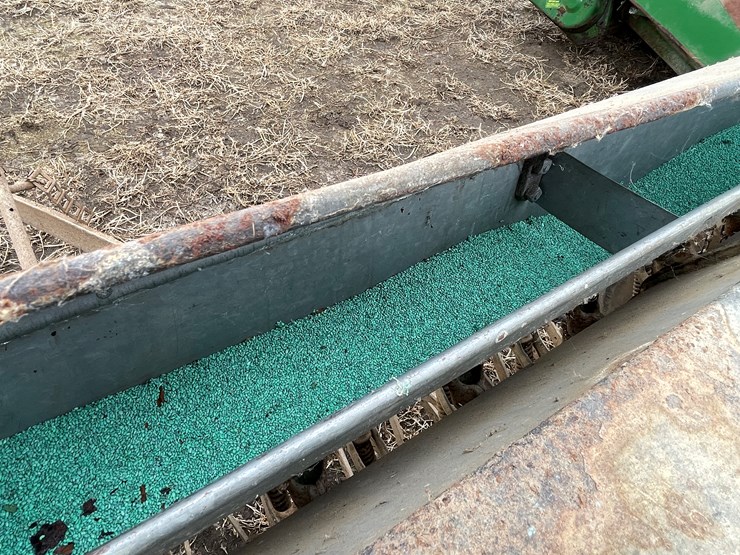 john-deere-10-image-18