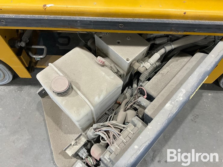 2021-massey-ferguson-730-image-19