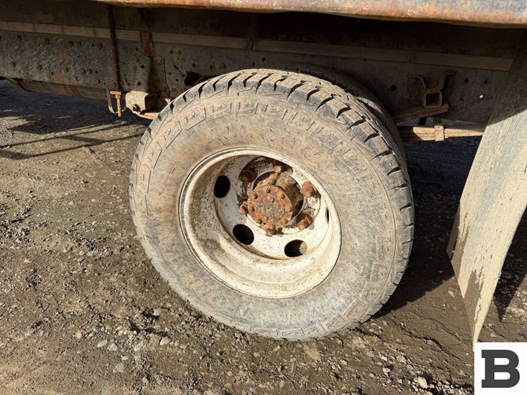 1999-isuzu-npr-image-18