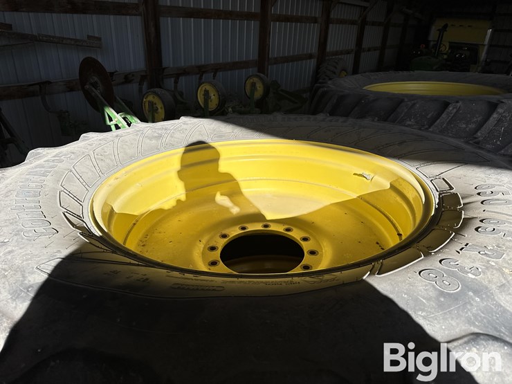 john-deere-4830-image-11