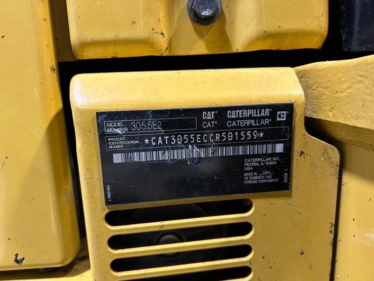 2016-caterpillar-305.5e2-image-29
