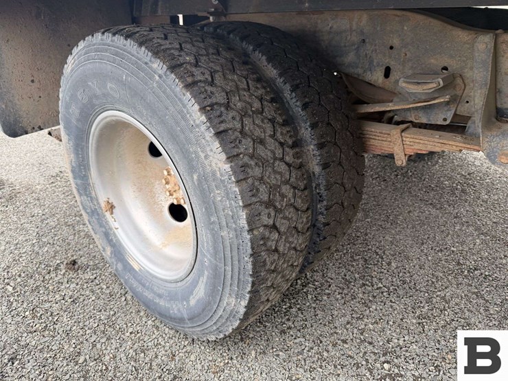 1988-gmc-sierra-3500-image-39