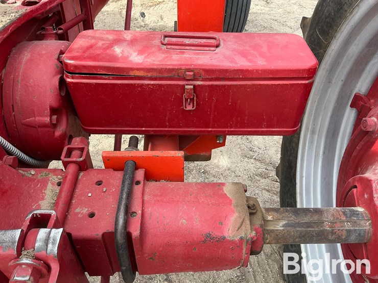 1953-international-super-m-image-15