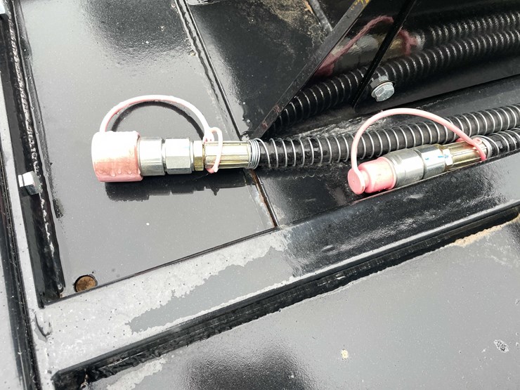 caterpillar-305-image-16