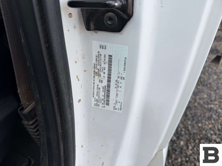 2019-ford-f350-image-25