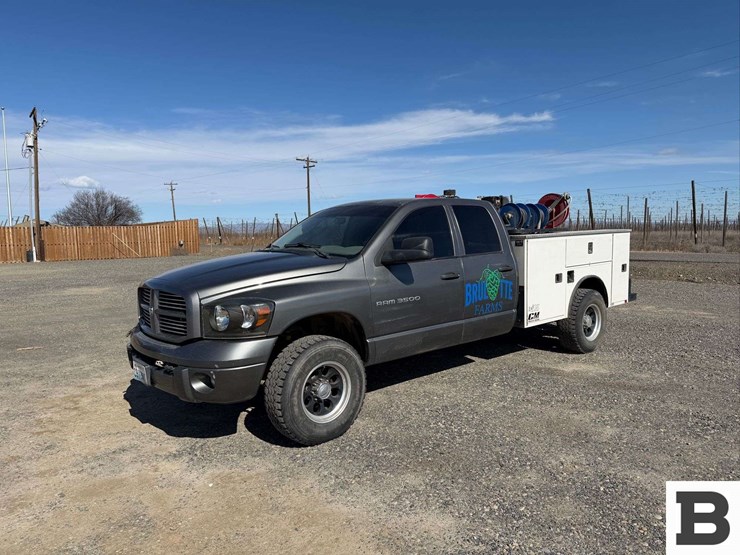 2006-dodge-ram-3500-image-1