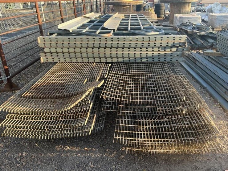 large-mezzanine-platform-image-9